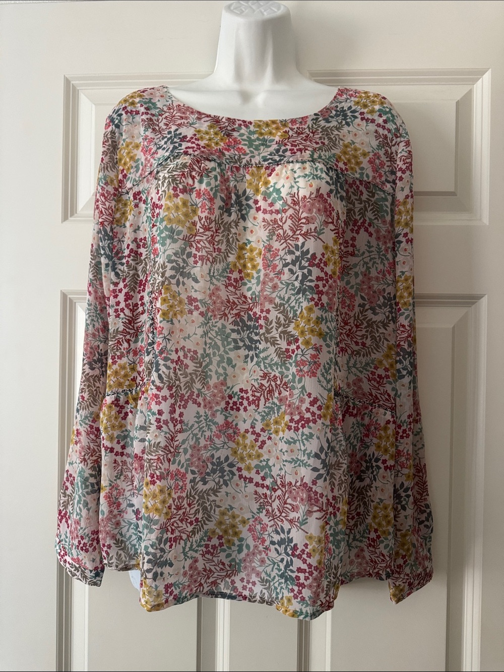 Loft Floral Long-Sleeve Blouse size M
